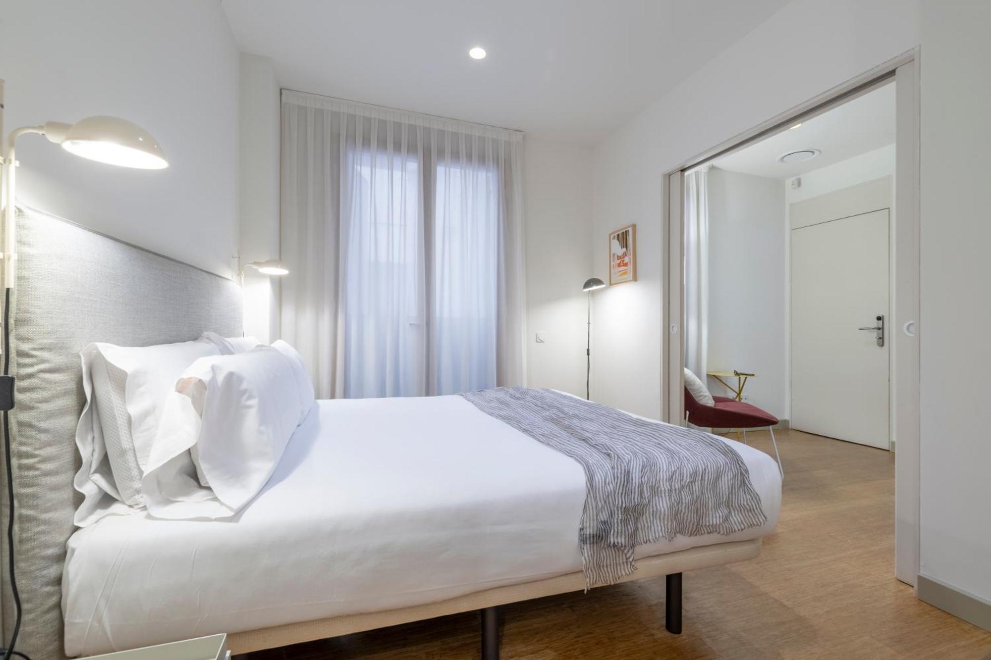 Aspasios City Oasis Apartments Барселона Екстер'єр фото